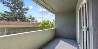 1458 Hudson St Apt 111 Gallery 9
