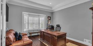 502 Brighton Avenue Gallery 11