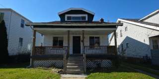 Single Family Home 4 beds 1 bath Available Now! Gallery 1