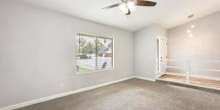 14018 N 44TH Drive Gallery 11