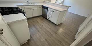 2181 Euclid Avenue Gallery 27