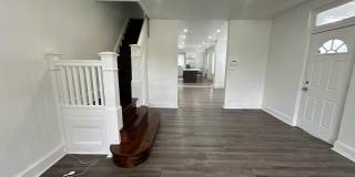 482 MARTIN Street Gallery 7