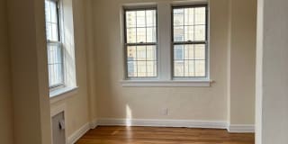 New King Edward Gallery 352