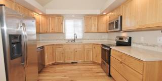 Immaculate Single-Level Home on a Cul-de-Sac Gallery 1