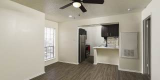Deer Oaks Gallery 12