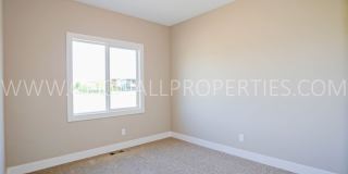 4-Bedroom Ranch Home with Finished Basement & 3-Car Garage Gallery 9