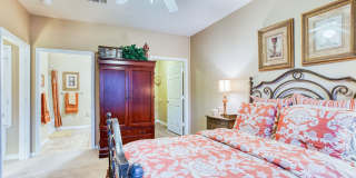 Village of Cross Creek Gallery 13