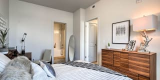 Avanti at Farmington Station Gallery 10