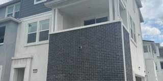 2 Bedrooms 2.5 Bathrooms condo Gallery 1