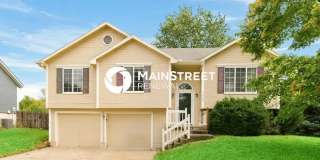 1605 Northeast Stonewood Drive Gallery 1