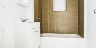 3560 W Cermak Rd Gallery 3