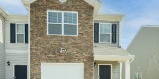 3 Bed 2.5 Bath Townhome, END UNIT WITH PRIVATE BACKYARD! PRICE REDUCTION! Gallery 1