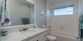 1901 Jay Street Gallery 17