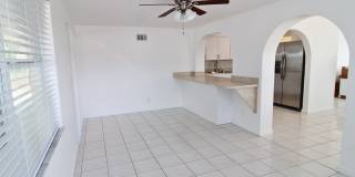 Freshly Updated 3 Bed, 2 Bath Home in West Tampa! AVAILABLE ON JULY 15TH Gallery 6