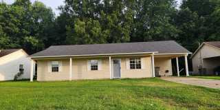 Spacious 3-Bed, 2-Bath Home in a Quiet Neighborhood Gallery 1