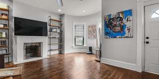 4631 Washington Avenue Gallery 4