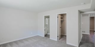 209 at Pickwick Apartments Gallery 19