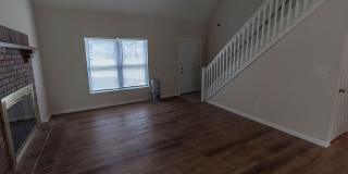 Spacious Southside Duplex Gallery 6