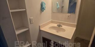 607 Larcomb Ave Gallery 9