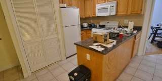 Charming 3 Bedroom-No Broker fee Gallery 1