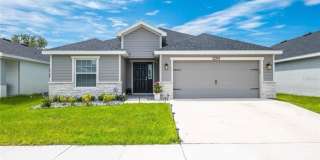 New Spacious 4 Bed - W/Amenities! Gallery 1