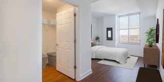 1800 Oak Apartments Gallery 52