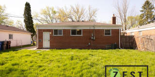 OPEN HOUSE- 5/8! 4PM-430PM! 3 BD 1 BA HOME AVAILABLE NOW! 1,300 Monthly Gallery 25