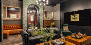 Wayfarer Gallery 27