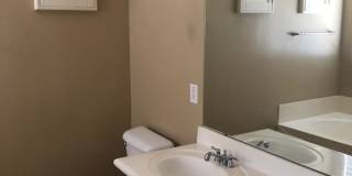Beautiful Single-Level 3 Bedroom, 2 Bathroom Home in Maricopa Gallery 11