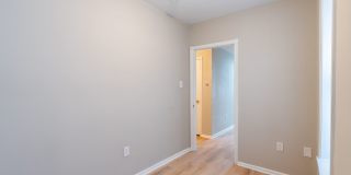 3828 Cambridge St Gallery 10