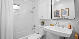 710 Cree Street Gallery 14