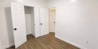 411 Saint Clair Avenue Gallery 8
