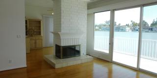 BREATHTAKING LAKE VIEW! Gated Lake community 3 bedroom plus 1 Den 2.5 bath Home Gallery 24