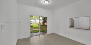 2421 NW 96th Ter Gallery 8