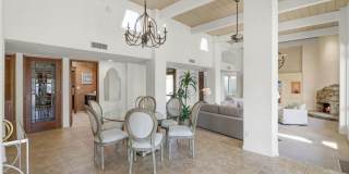 Beautiful 5 bed/4 bath + Den in Desirable Paradise Valley Gallery 49