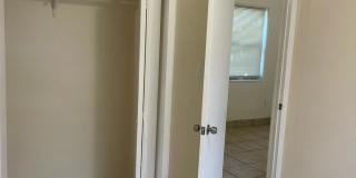 470 Northeast 162nd Street - 472 Gallery 3