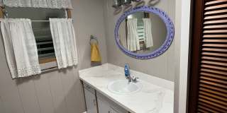 9 Hanohano Street Gallery 17