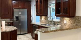 230 SW 30th Ave Gallery 1