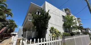 8321 Crespi Blvd 8321 Crespi Blvd Gallery 1