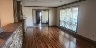 5961 Lynnbrier Avenue Gallery 8