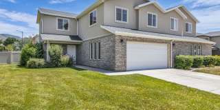 4 Bedroom 3 Bathroom Home in Springville! Gallery 3