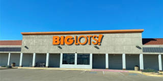 2133 W Washington Street Gallery 1