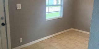 MOVE IN SPECIAL- Cozy Remodeled  1 Bed/1 Bath Home in Saint Cloud Gallery 6