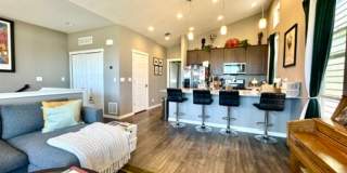 IMMACULATE TOWNHOME WITH 2 CAR ATTACHED GARAGE Gallery 6