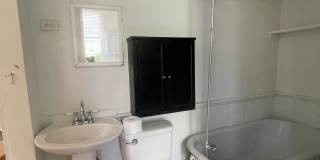 4907 Camp St. Unit B Gallery 8