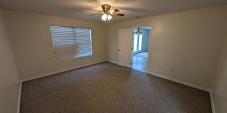 Updated 4‑Bedroom Home on a Quiet Street — 1,695 sq ft, Large Garage — Now Accepting Applications Gallery 14