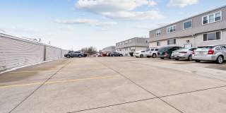 ***Receive 1 Month FREE Rent at Leavitt Park!*** Gallery 11
