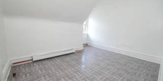 26-28 Treacy Ave 3rd Floor Gallery 11