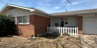 Beautiful Home on Mesa Circle! Gallery 1