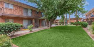 Country Club Apartments Gallery 20